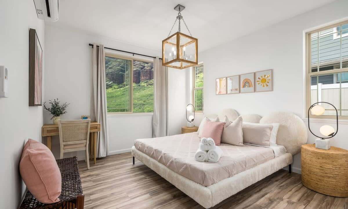 Photo of Bedroom in Makaha Valley