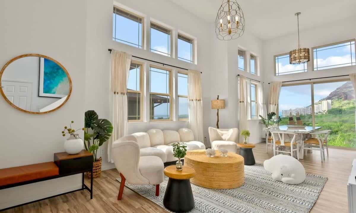 Photo of Livingroom in Makaha Valley