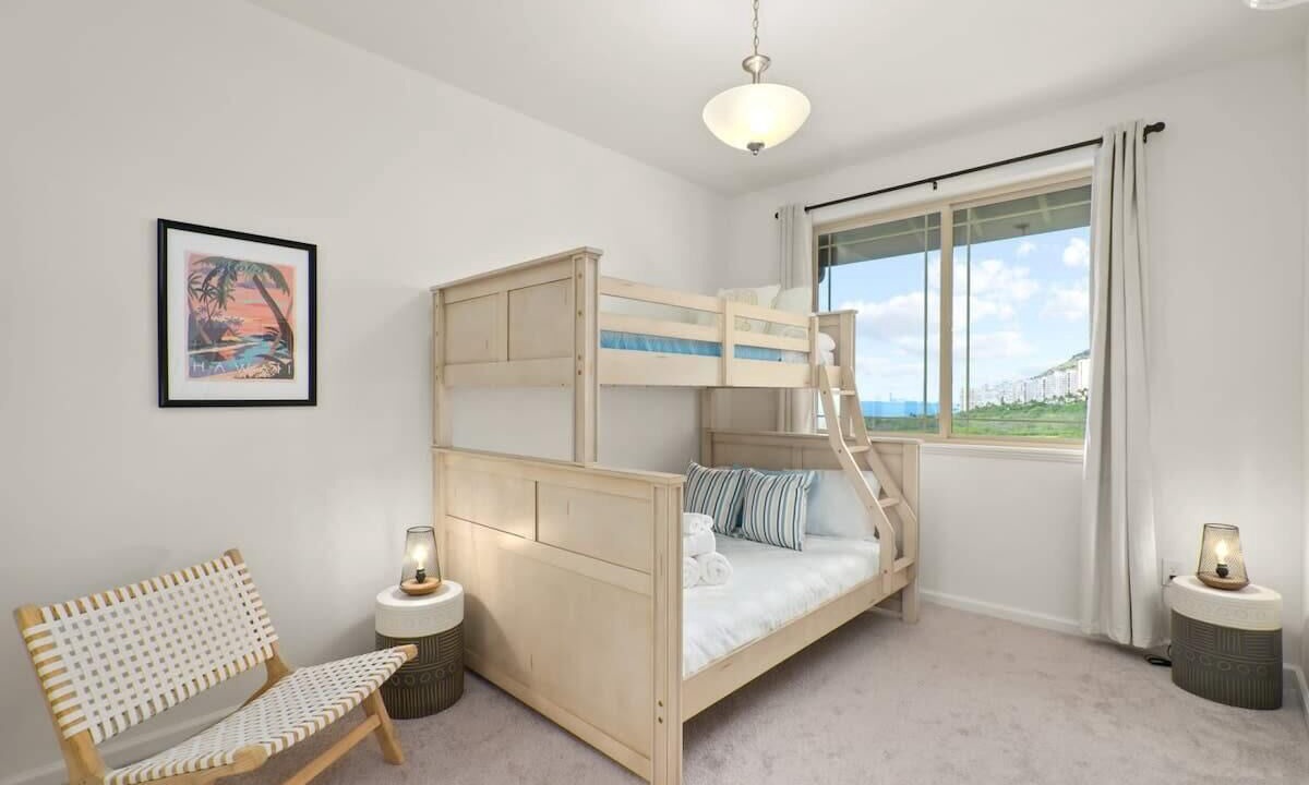 Photo of Bedroom in Makaha Valley