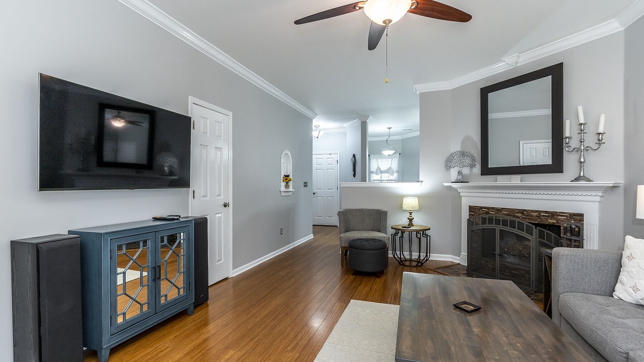 Photo of Livingroom in Liberty Area