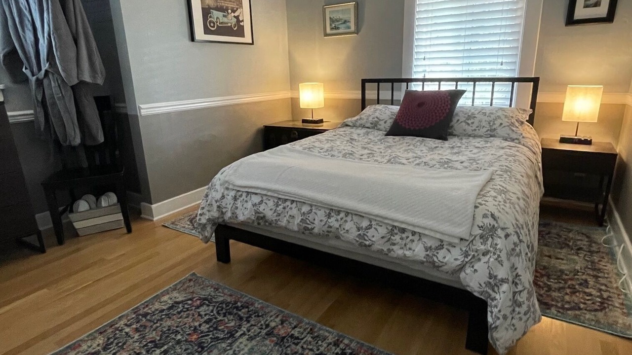 Photo of Bedroom in Loyal Heights