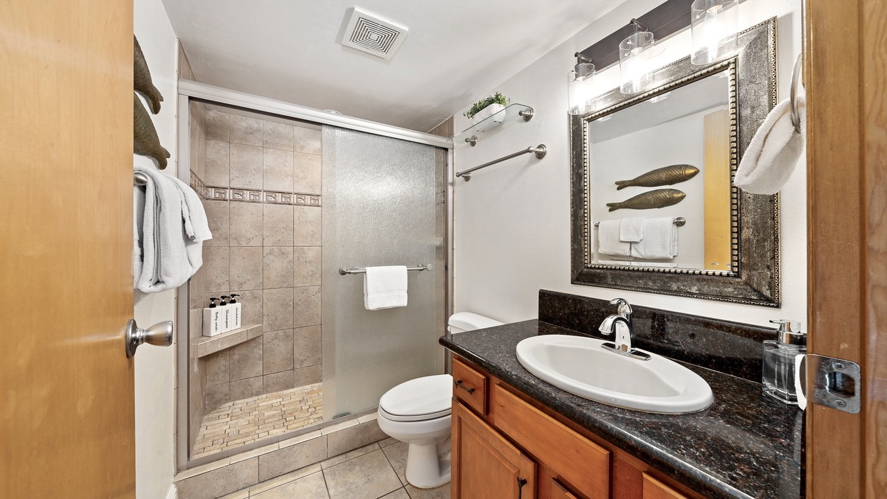 Photo of Bathroom in Maalaea