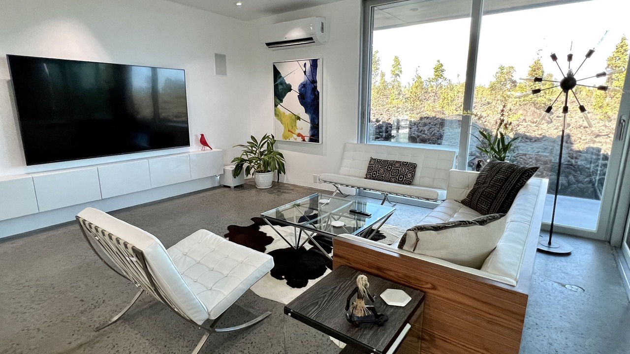 Photo of Livingroom in Puna Palisades