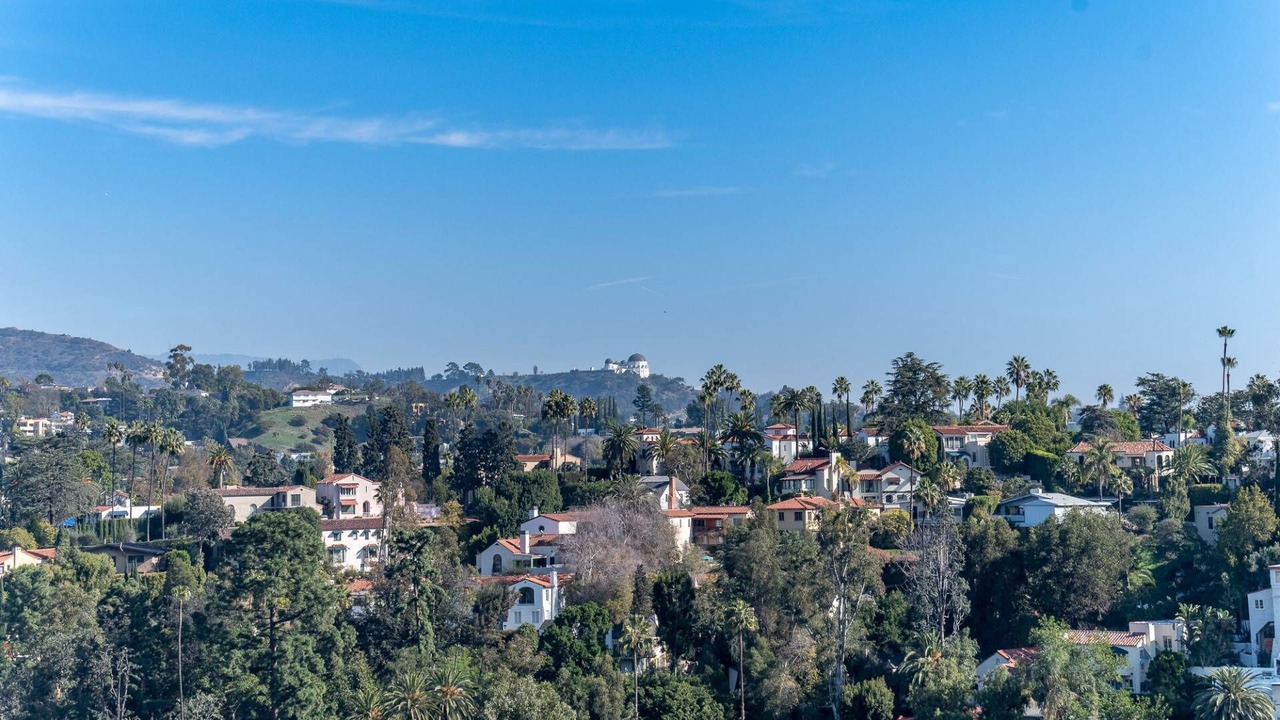 Photo of Others in Hollywood Hills