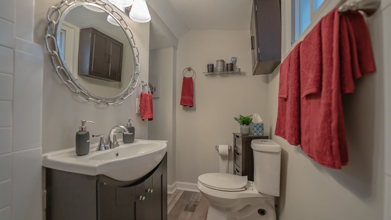 Photo of Bathroom in East Side