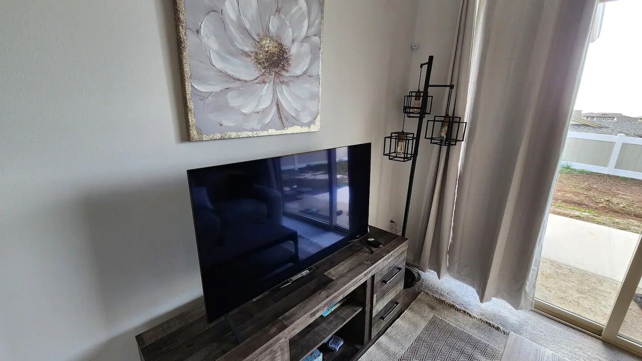 Photo of Livingroom in Makaha Valley