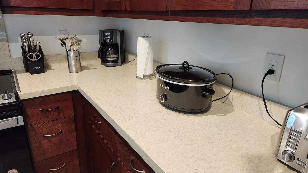 Photo of Kitchen in Makaha Valley