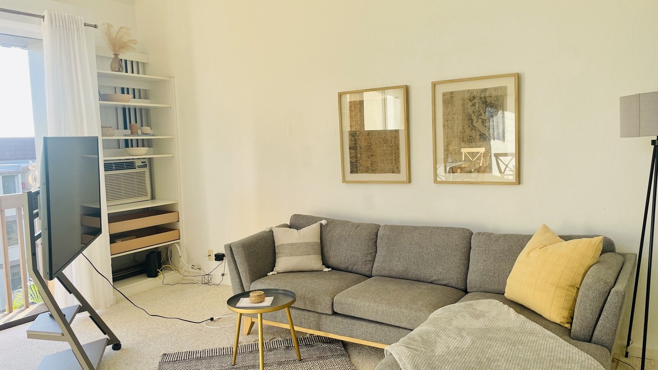 Photo of Livingroom in Makaha Valley
