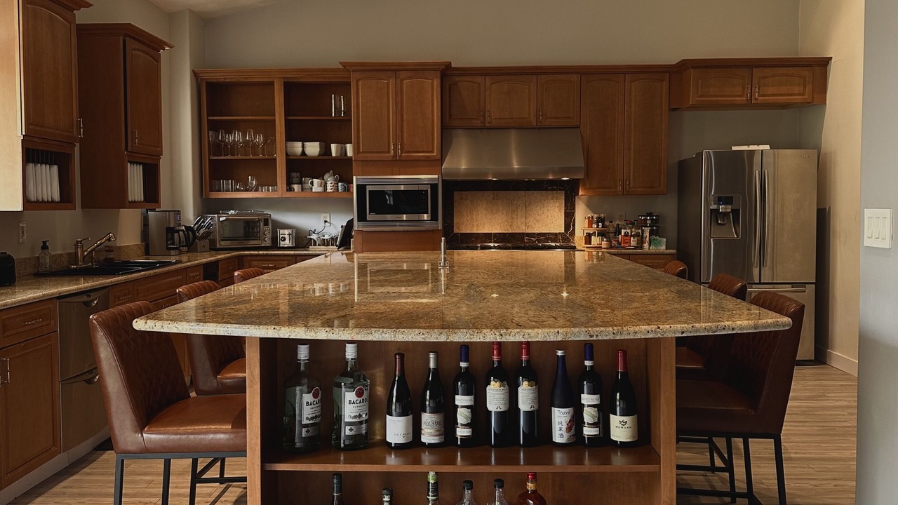 Photo of Kitchen in Wailuku