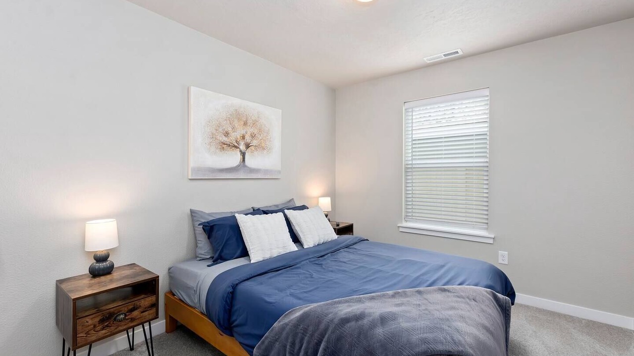 Photo of Bedroom in Southwest Ada County Alliance