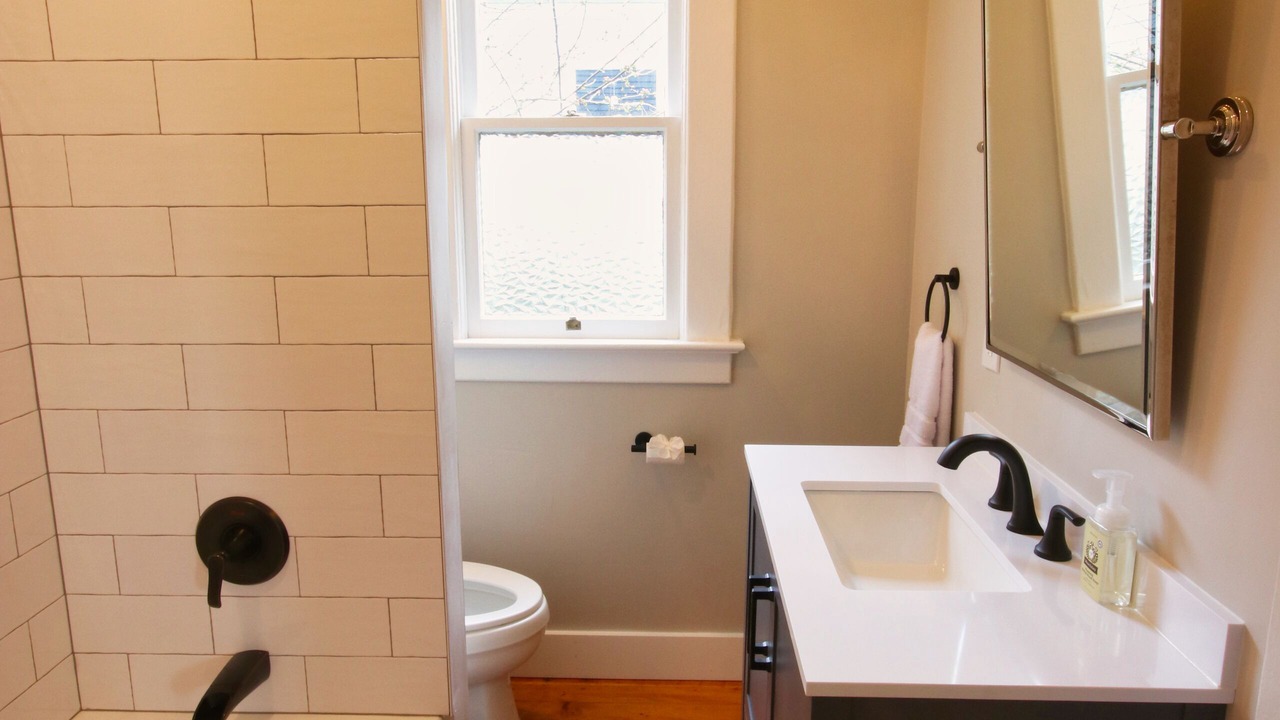 Photo of Bathroom in West Woodland