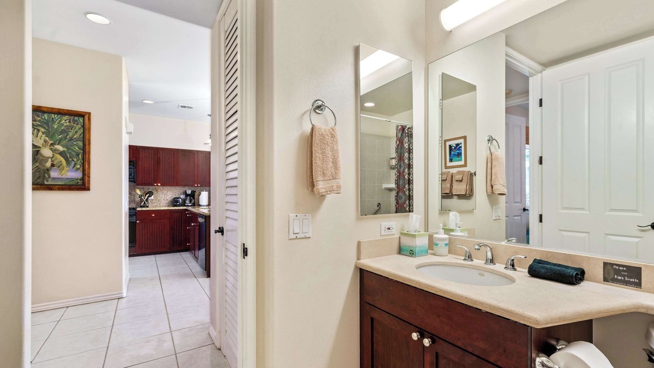 Photo of Bathroom in Waikoloa