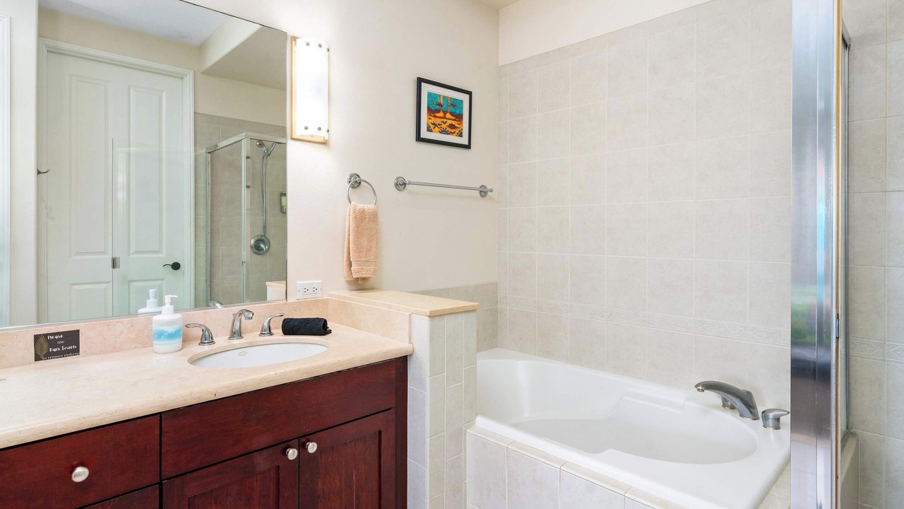Photo of Bathroom in Waikoloa