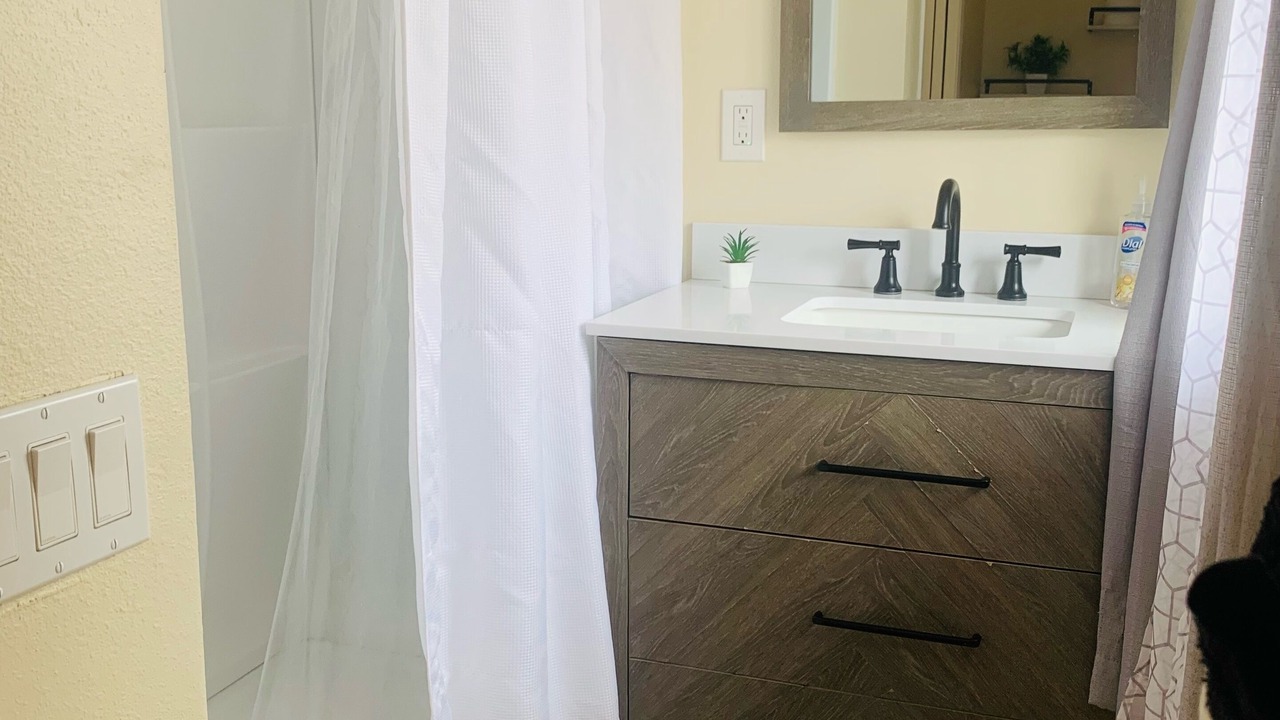 Photo of Bathroom in Waikoloa