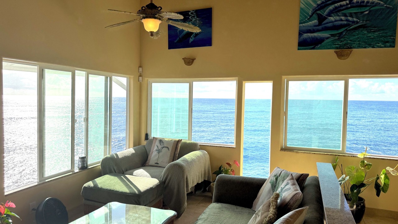Photo of Livingroom in Kehena Beach Estates