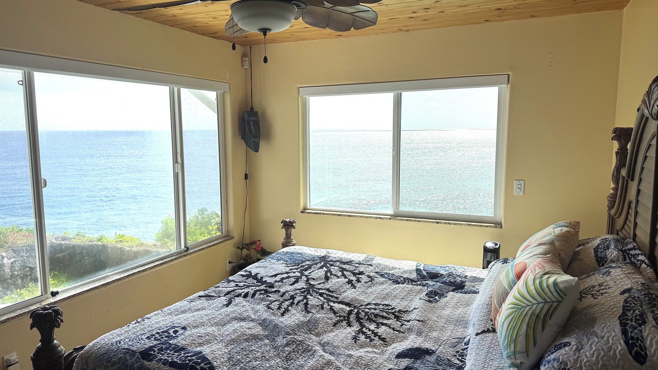 Photo of Bedroom in Kehena Beach Estates
