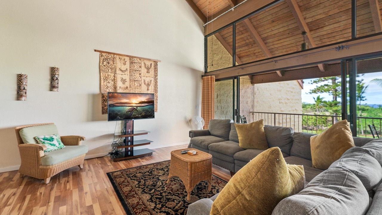 Photo of Livingroom in Keauhou