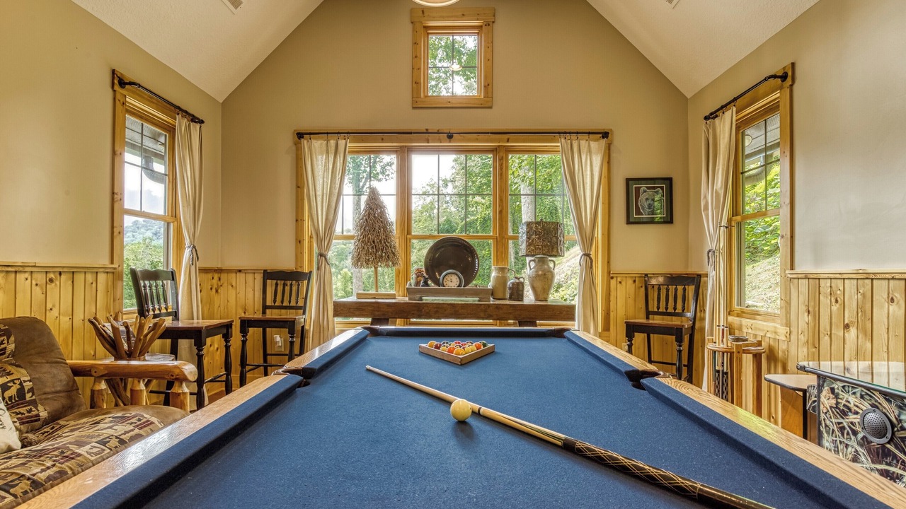 Photo of Bedroom in Gatlinburg