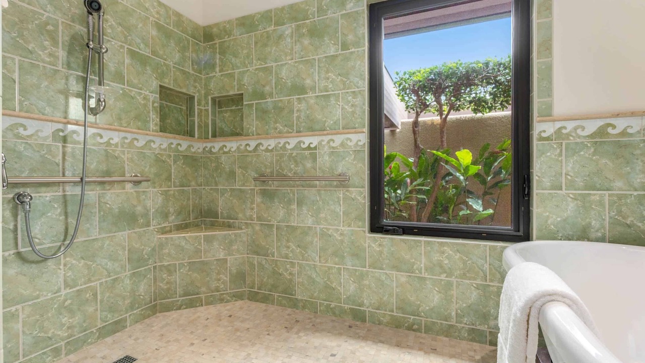 Photo of Bathroom in Kamuela