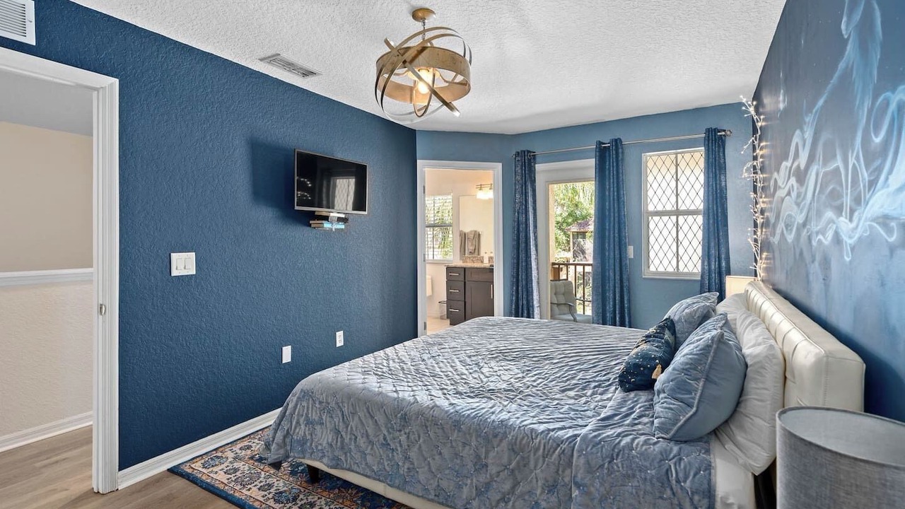 Photo of Bedroom in Regal Palms