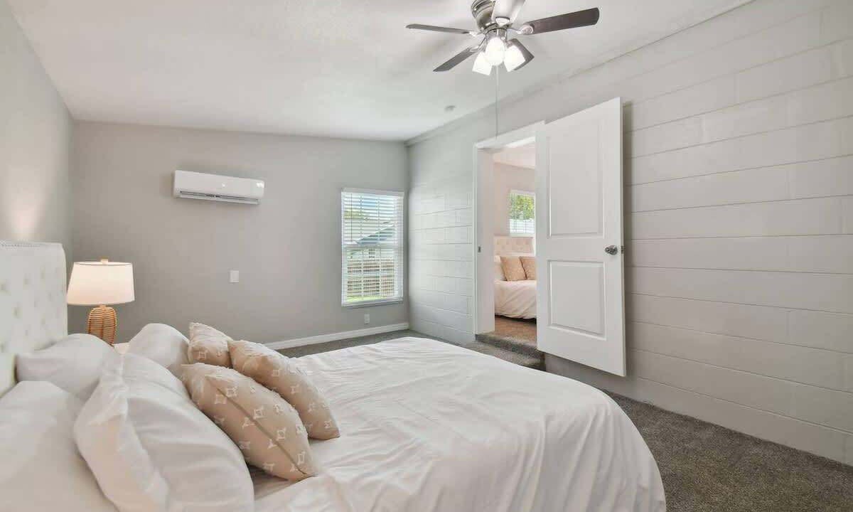 Photo of Bedroom in Dade City