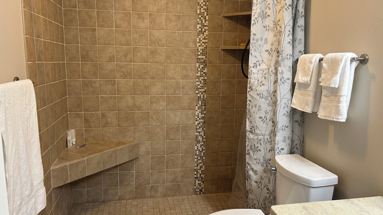 Photo of Bathroom in Waikoloa