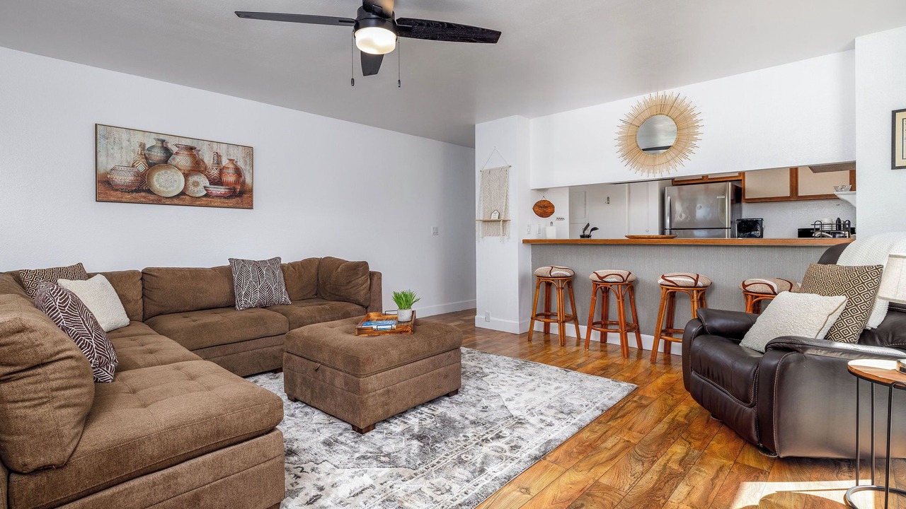 Photo of Livingroom in Historic Kailua Village