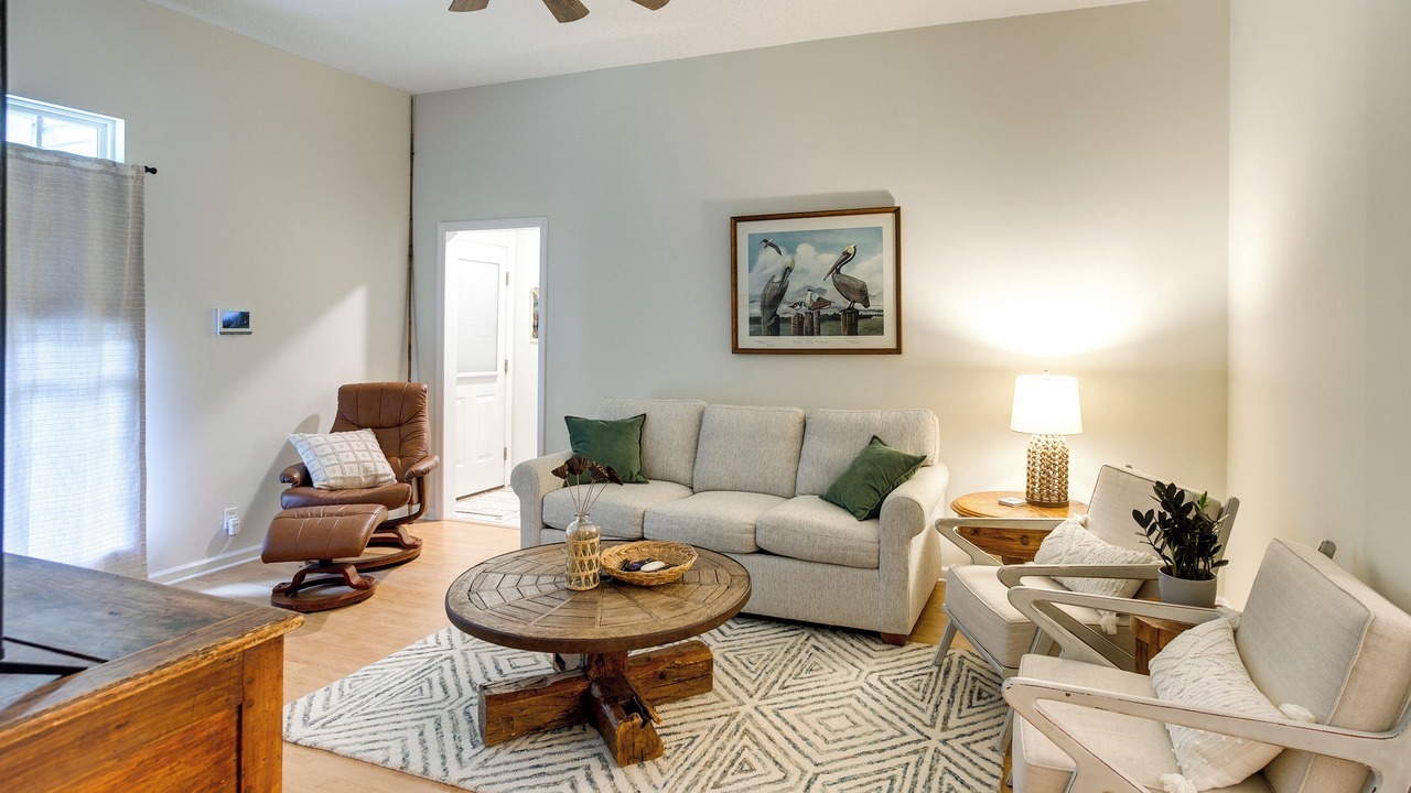 Photo of Livingroom in Darien