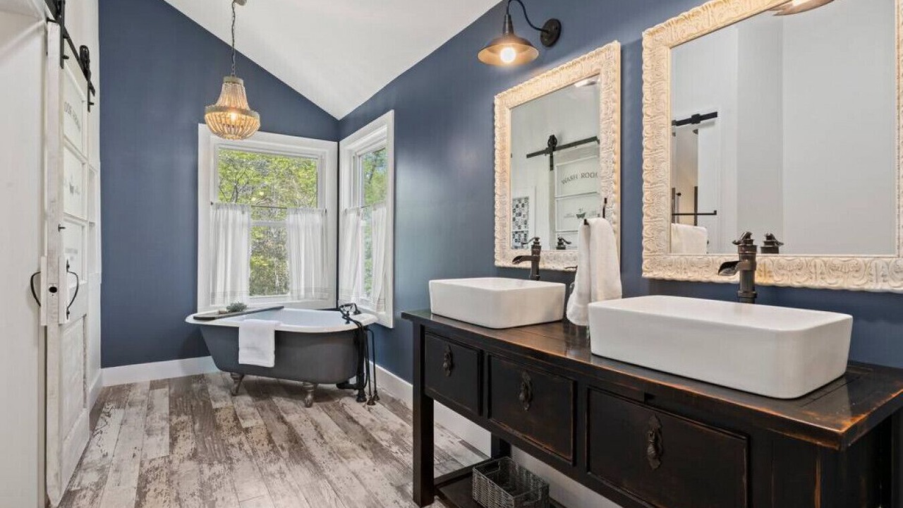 Photo of Bathroom in Lake Lure