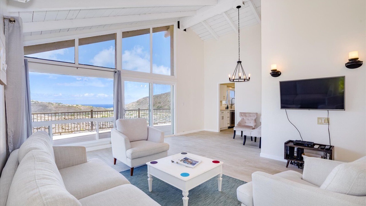 Photo of Bedroom in Hawaii Kai
