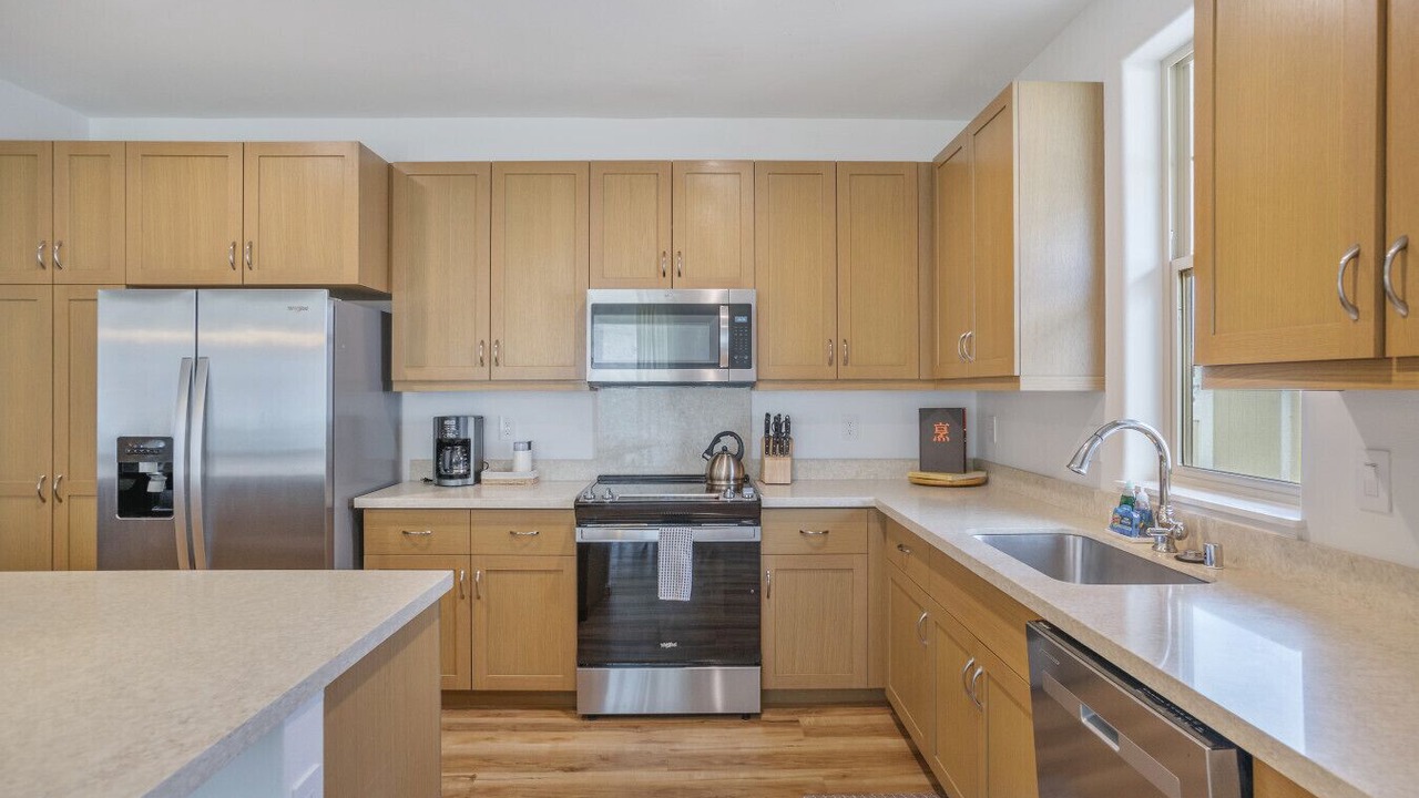 Photo of Kitchen in Makaha Valley