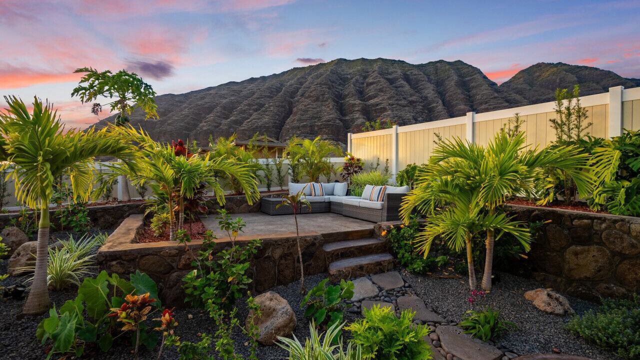 Photo of Outdoor in Makaha Valley
