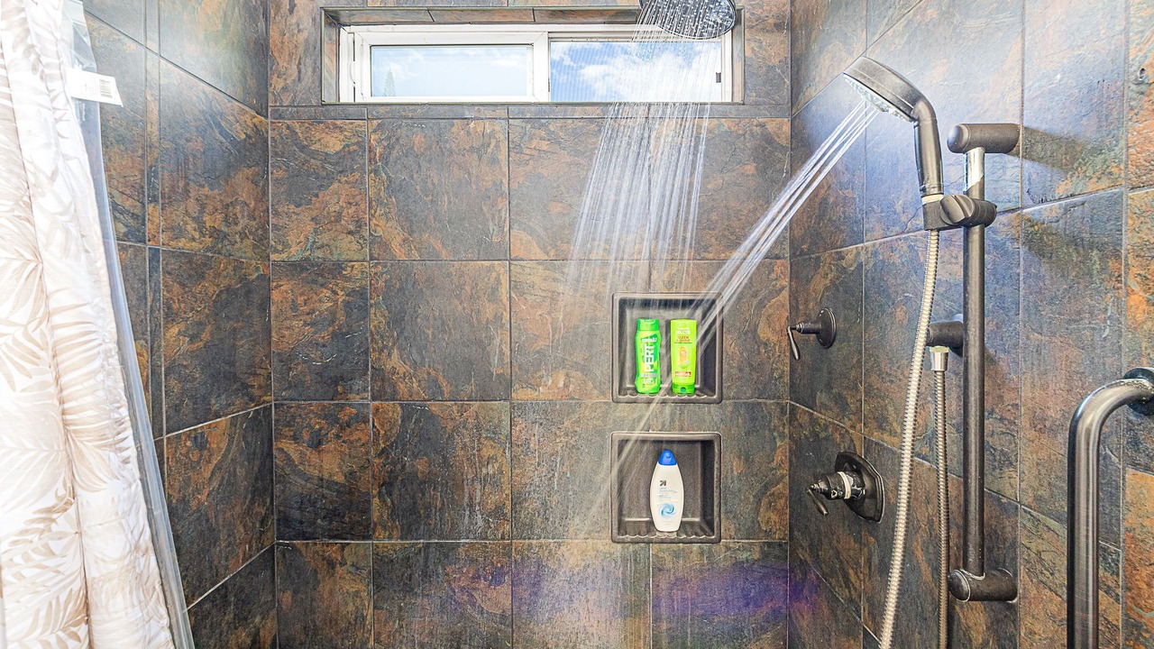 Photo of Bathroom in Keaau