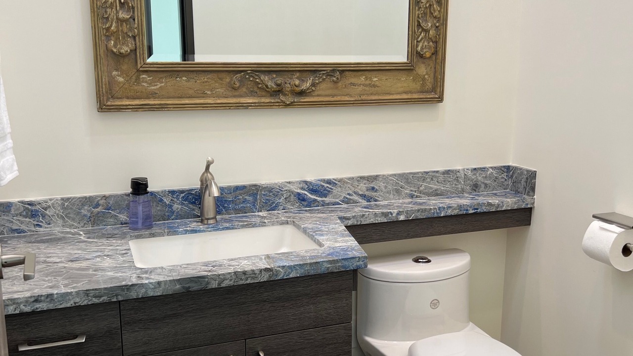 Photo of Bedroom in Moanalua