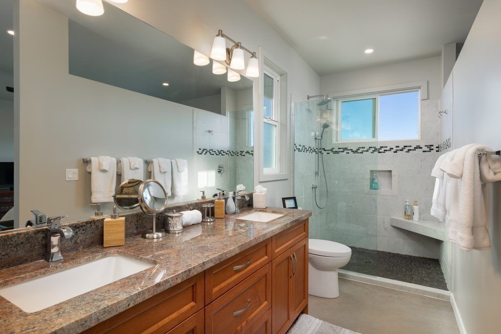 Photo of Bathroom in Kohala Estates