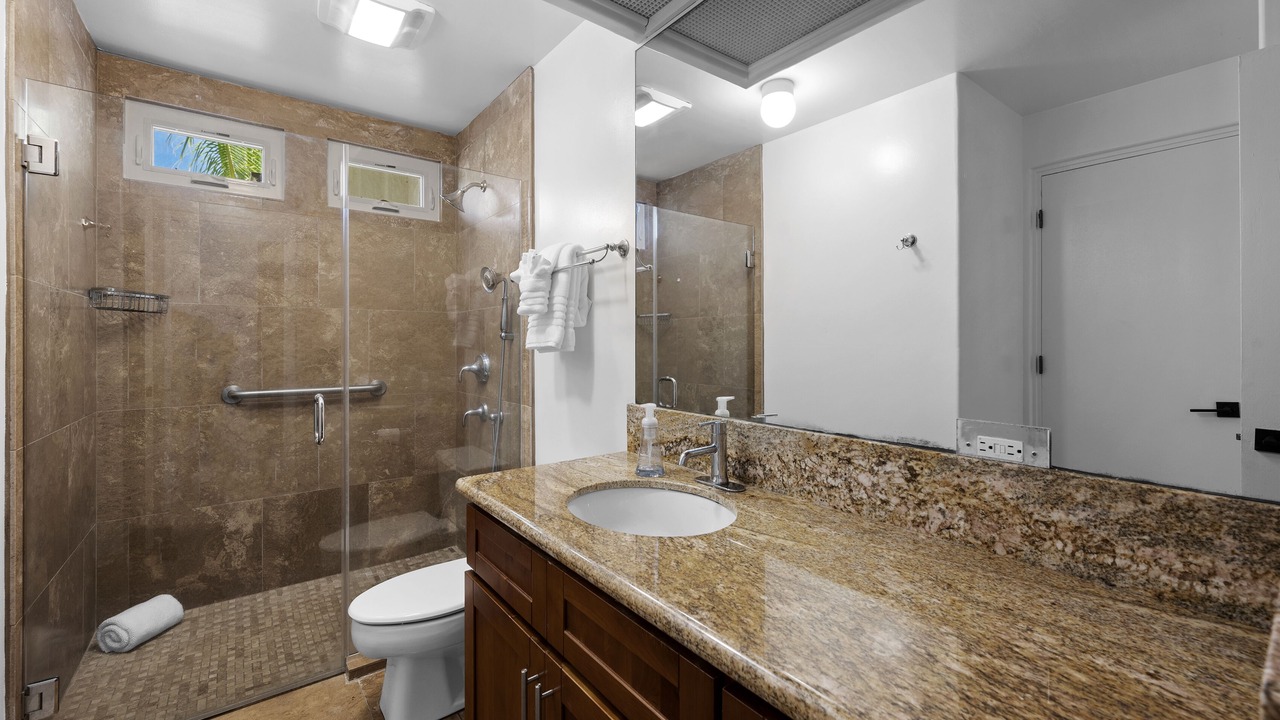 Photo of Bathroom in Kailua