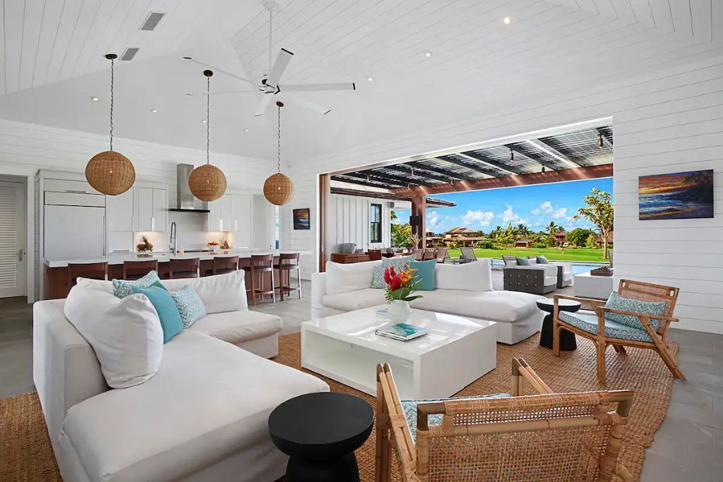 Photo of Livingroom in Poipu