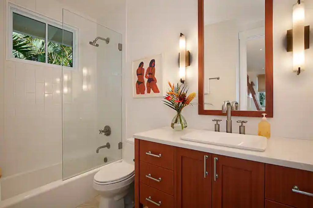 Photo of Bathroom in Poipu