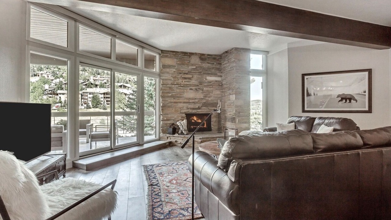 Photo of Livingroom in Deer Valley