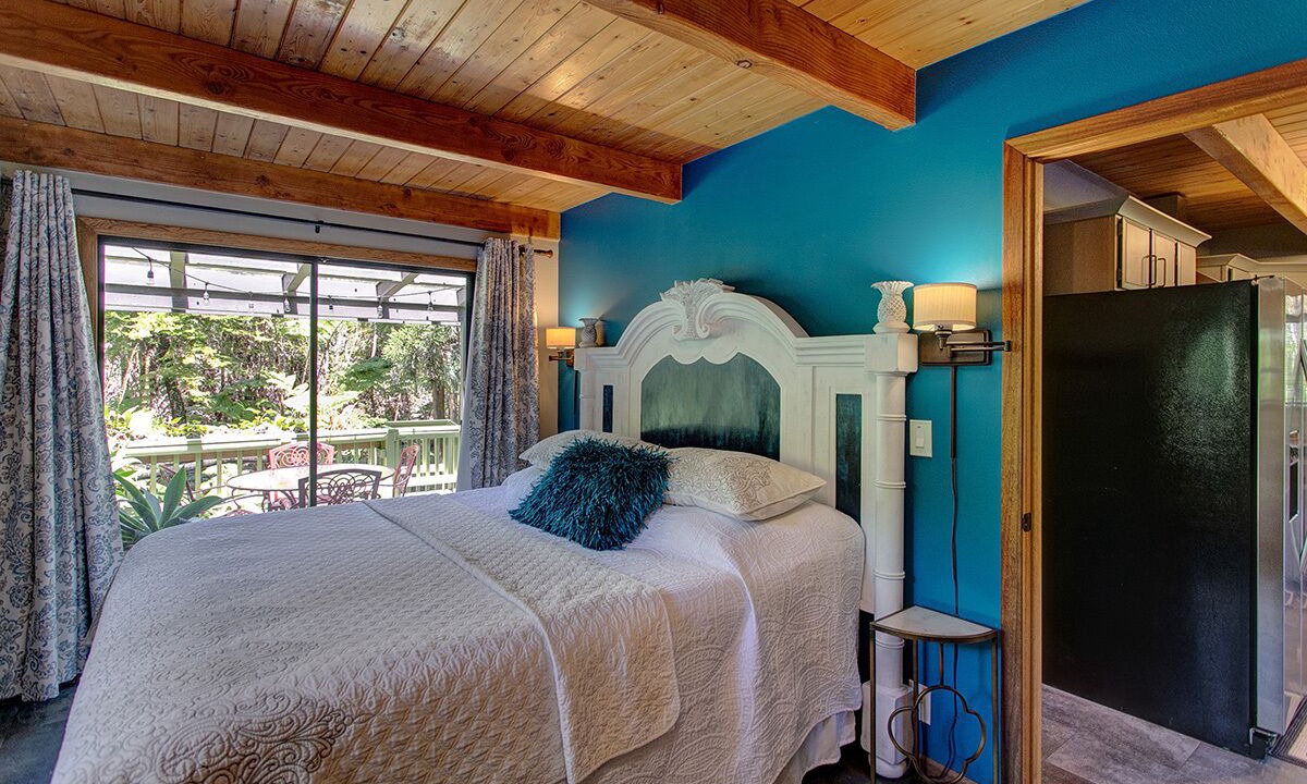 Photo of Bedroom in Royal Hawaiian Estates