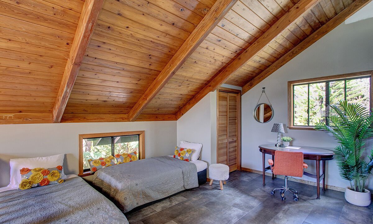 Photo of Bedroom in Royal Hawaiian Estates