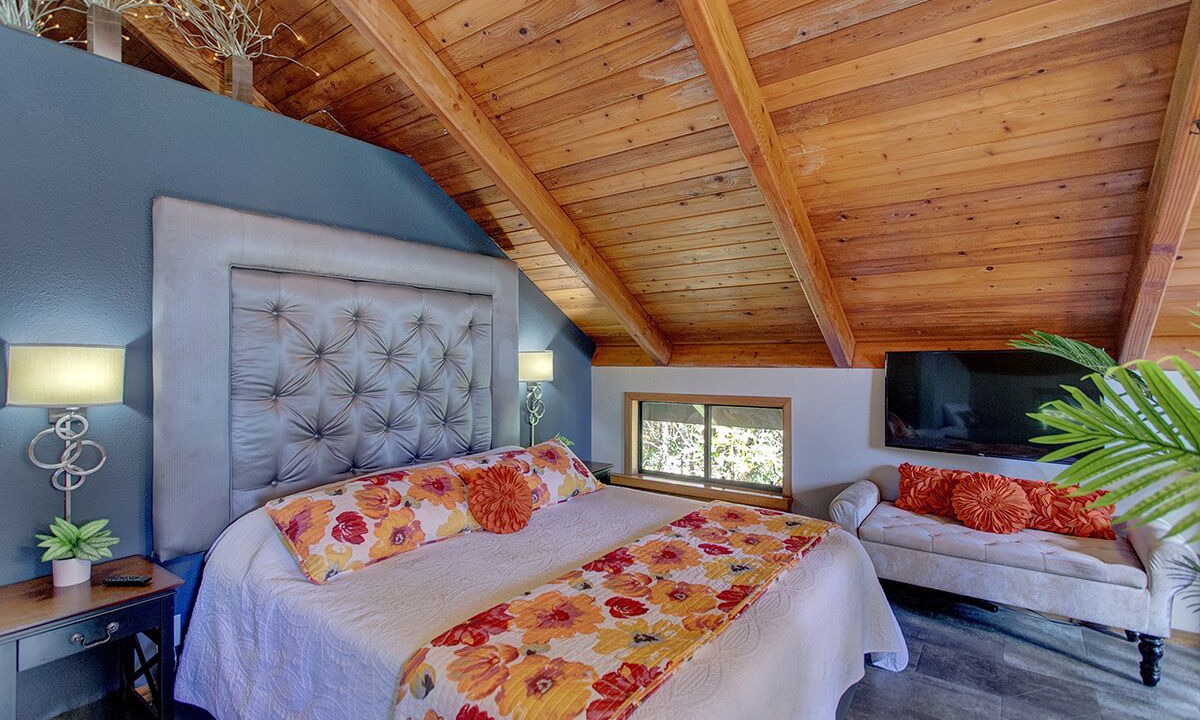 Photo of Bedroom in Royal Hawaiian Estates