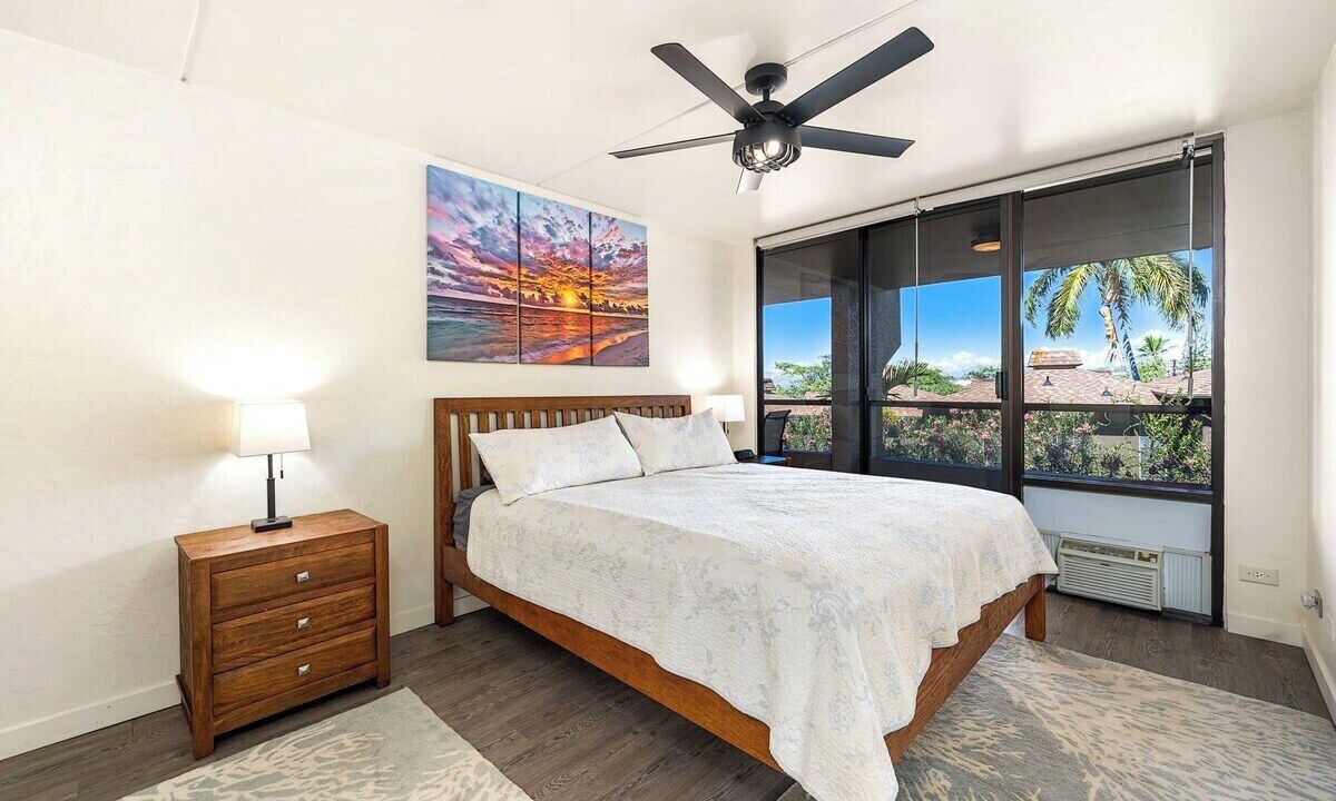 Photo of Bedroom in Historic Kailua Village