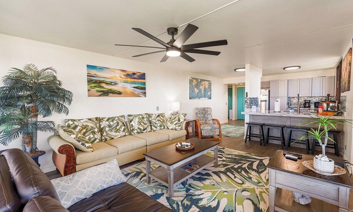 Photo of Livingroom in Historic Kailua Village
