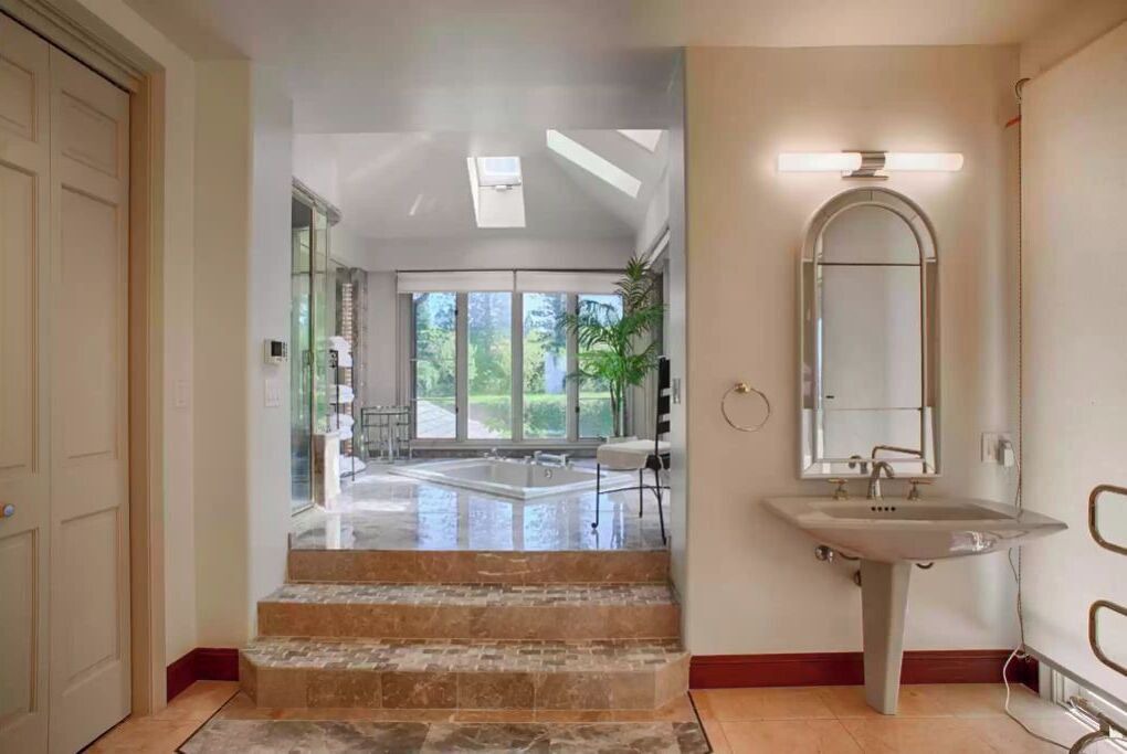 Photo of Bathroom in Kapalua