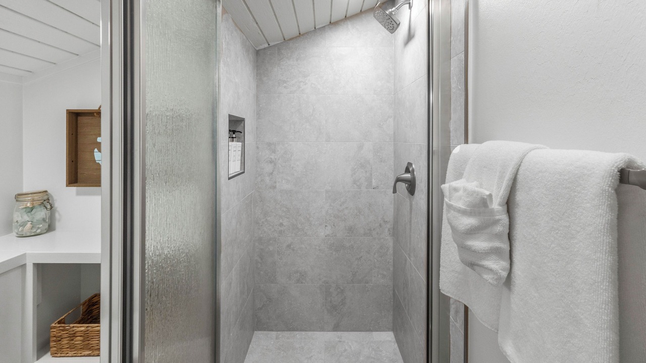 Photo of Bathroom in Kahuku
