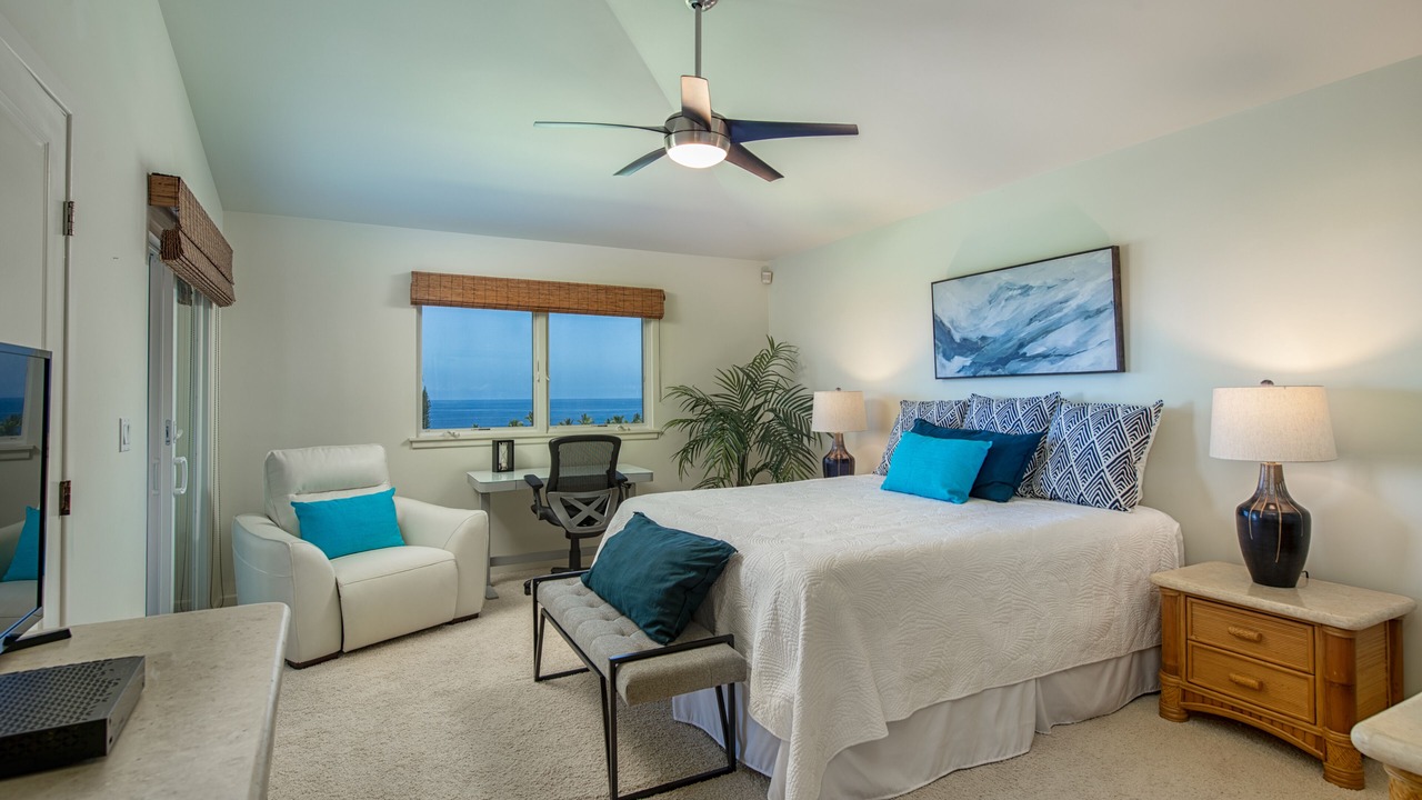 Photo of Bedroom in Kahaluu-Keauhou