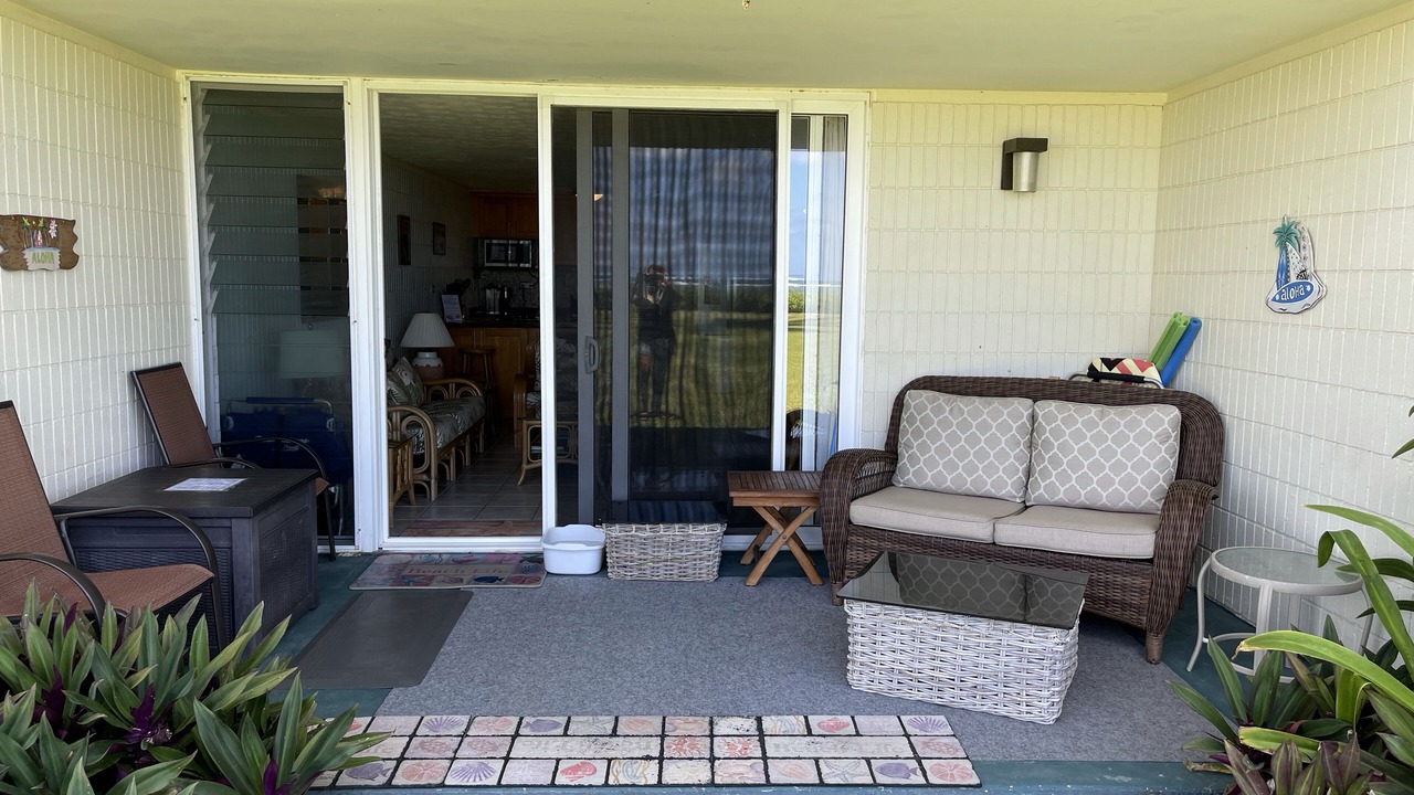 Photo of Patio Balcony in Punaluu