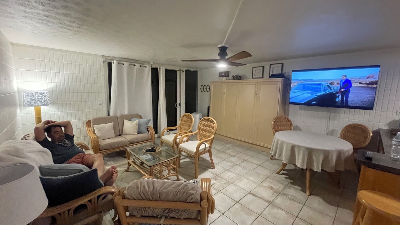 Photo of Livingroom in Punaluu