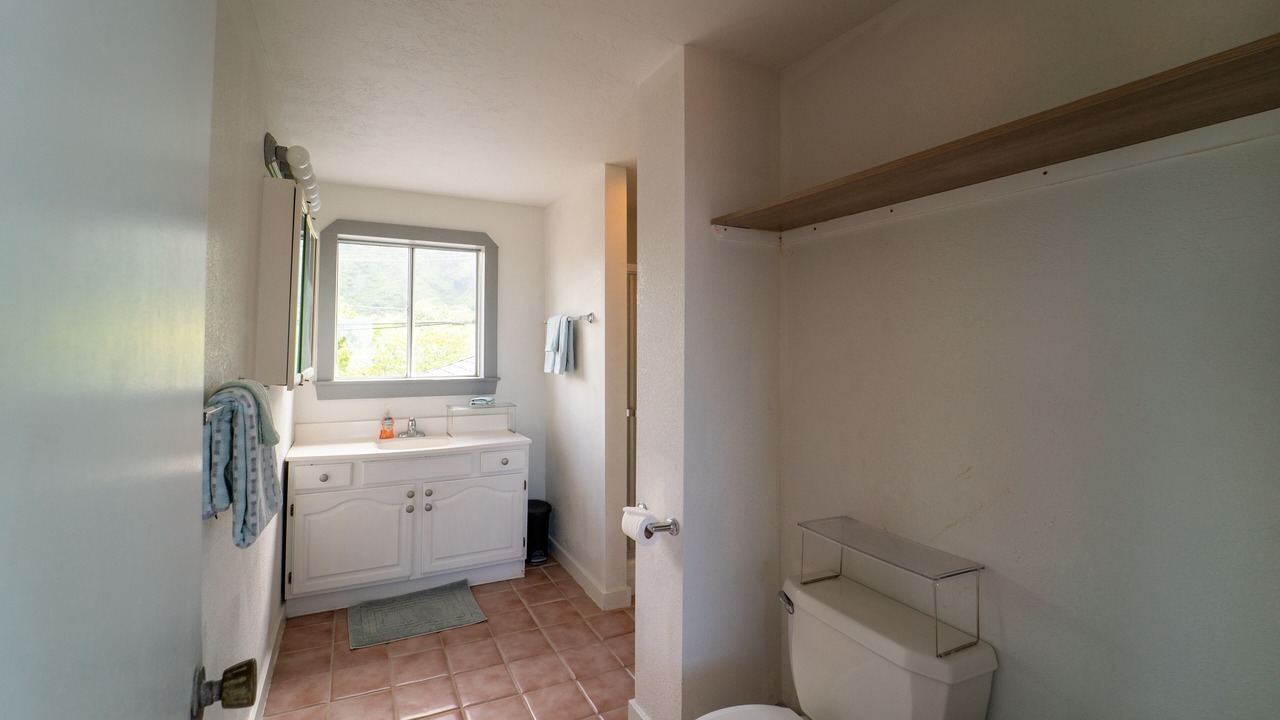 Photo of Bathroom in Punaluu